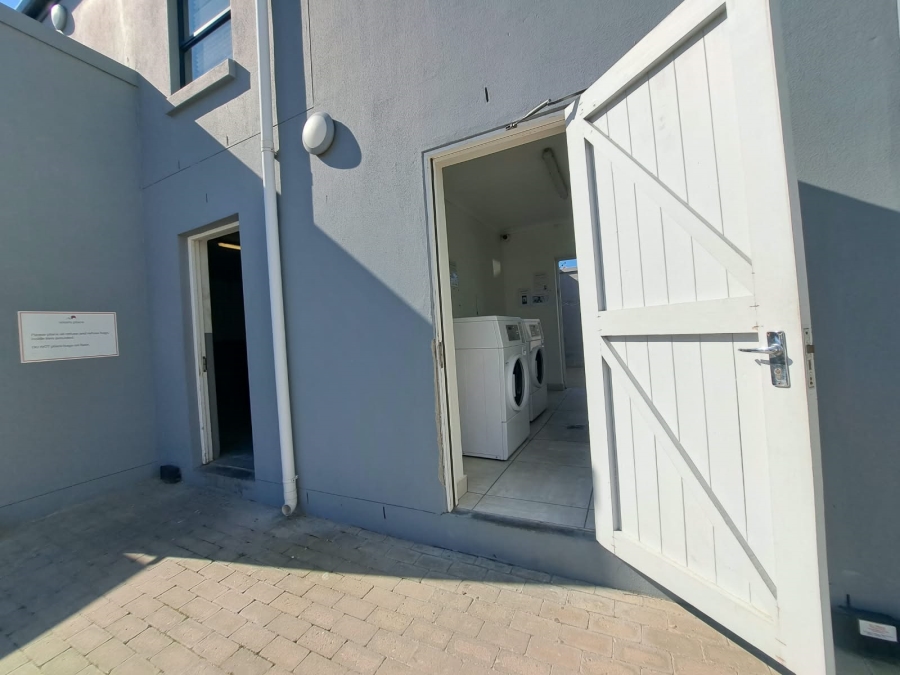 2 Bedroom Property for Sale in Devon Park Western Cape